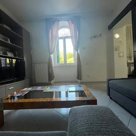 House Hope * Специя